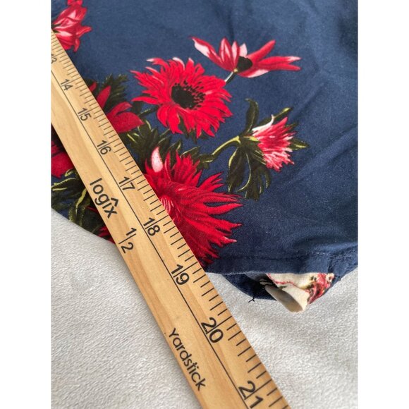 Denim & Flower Ricky Singh Hawaiian Floral Button-Up Short Sleeve Sz M Wear Art - Picture 5 of 9